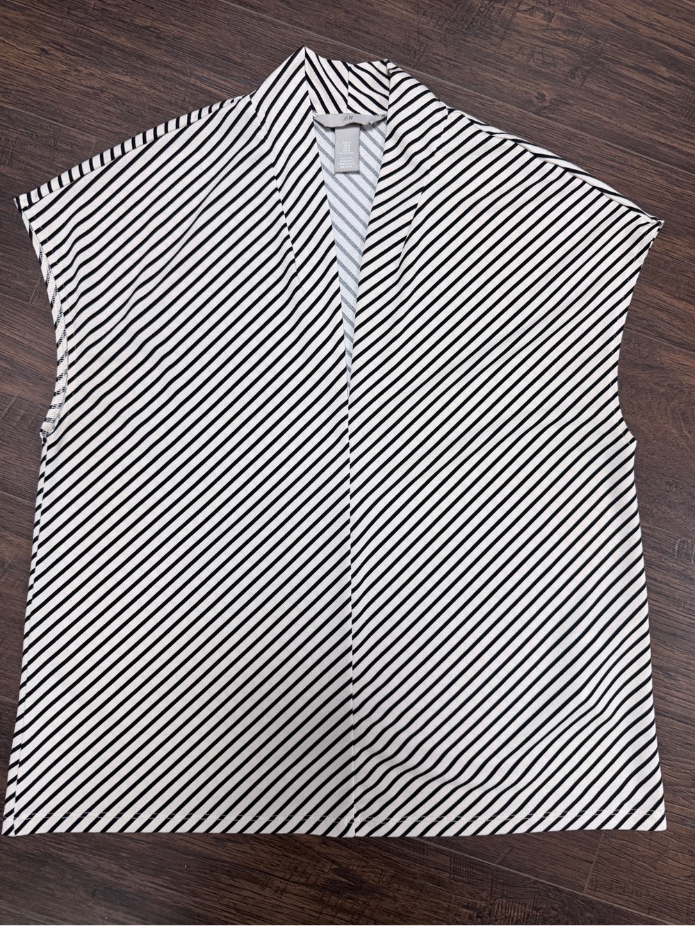 H&M SLEEVELESS V NECK BEIGE TAN & BLACK STRIPED TOP